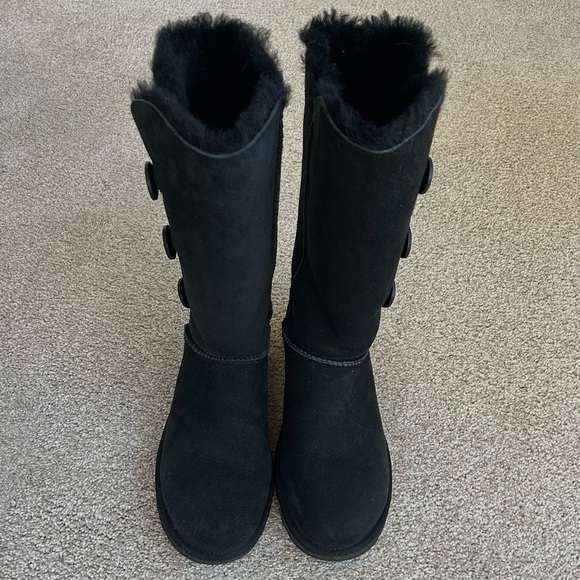 Women’s UGG Bailey Button Triplet Boots - Picture 3 of 10
